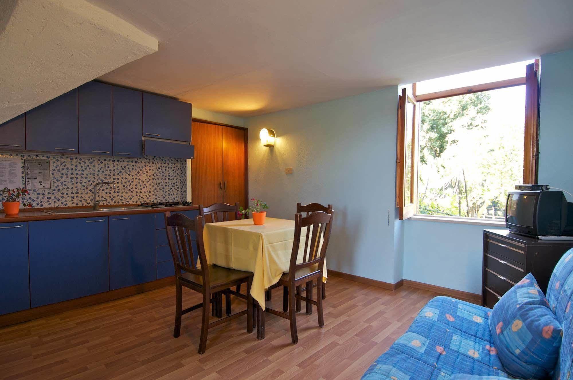 Freedom Holiday Residence Massa Lubrense Room photo