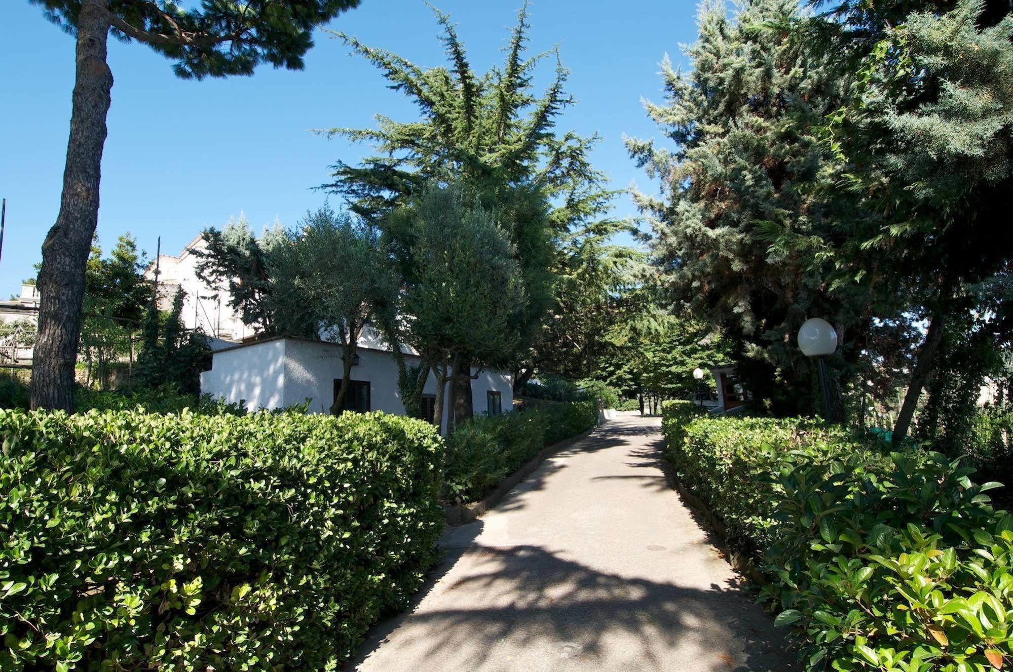 Freedom Holiday Residence Massa Lubrense Exterior photo
